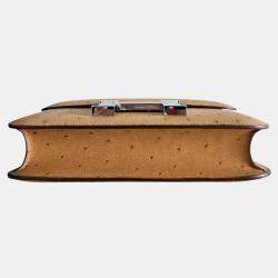مملوكة مسبقًا Hermes 24 Constance Tabac Camel Ostrich Leather Bag