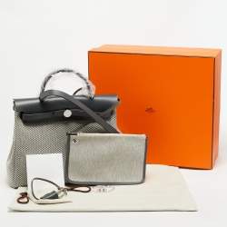 مملوكة مسبقًا حقيبة هيرمس 2في1 هيرباغ 31 قماش طبيعي/أسود فاكي هانتر