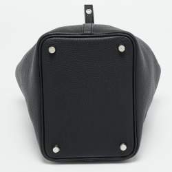 مملوكة مسبقًا حقيبة هيرمس بيكوتين لوك 18 جلد انكري توغو أزرق/أزرق داكن