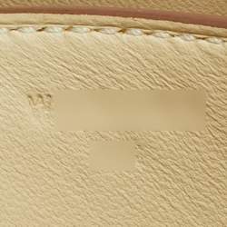 مملوكة مسبقًا Hermès Constance 18 Mini Palladium Finish Vanille Ostrich Crossbody Bag