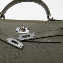 Pre Owned حقيبة هيرمس كيلي سيليار إكسسوار ذهبي جلد عجل بوكس بريك 28