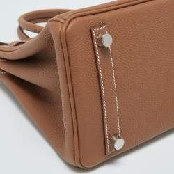 مملوكة مسبقًا حقيبة هيرمس بيركين 25 جلد توغو بيج داكن ومعدن مطلي بالاديوم