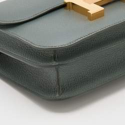 مملوكة مسبقًا Hermes Vert Amande Epsom Leather Gold Finish Constance 18 Bag