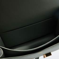 مملوكة مسبقًا Hermes Vert Amande Epsom Leather Gold Finish Constance 18 Bag