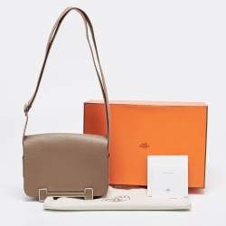 Pre Owned Hermès Etoupe Chèvre Mysore Leather Palladium Finish Geta Sangle Bag
