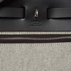 Hermes Noir/Ecru Vache Hunter and Circuit Toile H Plume Herbag Zip 31 Bag