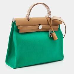 مملوكة مسبقًا Hermès Menthe/Natural Toile H Berline Canvas and Leather Herbag Zip 31 Bag