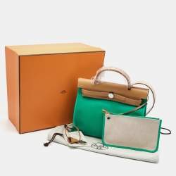 مملوكة مسبقًا Hermès Menthe/Natural Toile H Berline Canvas and Leather Herbag Zip 31 Bag