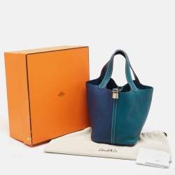 Hermès Deep Bleu/Vert Bosphore Taurillon Clemence Leather Picotin Lock 22 Bag