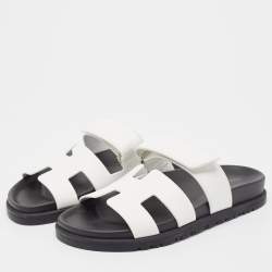 Pre Owned Hermes White Leather Chypre Sandals Size 35.5