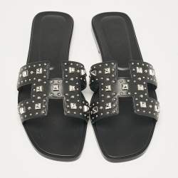 Pre Owned Hermes Black Leather Studded Oran Flat Slides Size 40.5