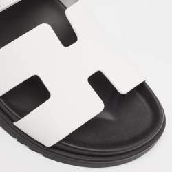 Pre Owned Hermes White Leather Chypre Flat Sandals Size 40.5