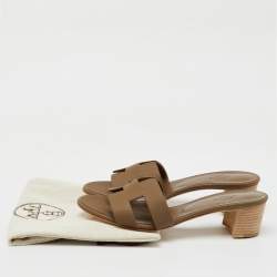 مملوكة مسبقًا Hermes Brown Leather Oasis Slide Sandals Size 38