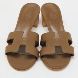 مملوكة مسبقًا Hermes Brown Leather Oasis Slide Sandals Size 38