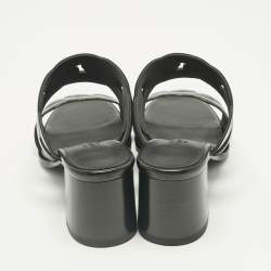 Pre Owned Hermes Black Leather Gaby Sandals Size 39