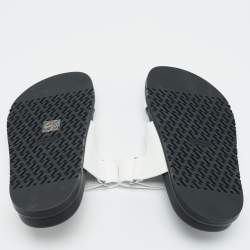 Pre Owned Hermès Chypre Size 38.5 White Leather Flat Sandals