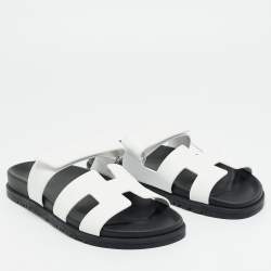 Pre Owned Hermès Chypre Size 38.5 White Leather Flat Sandals
