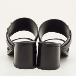 مملوكة مسبقًا صندل هيرميس كت جلد أسود كعب عريض مقاس 39.5