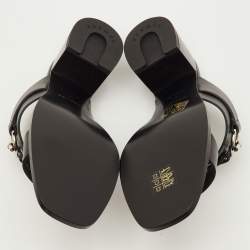 مملوكة مسبقًا صندل هيرميس كت جلد أسود كعب عريض مقاس 39.5