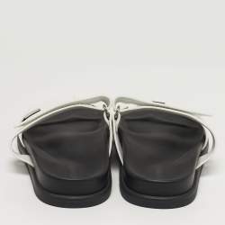 مملوكة مسبقًا Hermes Chypre Size 40 White Leather Flat Slide