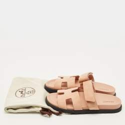 مملوكة مسبقًا Hermes Chypre Size 36 Beige Suede Flat Sandals