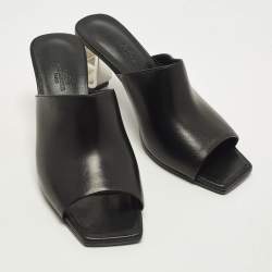 Pre Owned صندل هيرميس سلايد أيكونيك جلد أسود مقاس 39