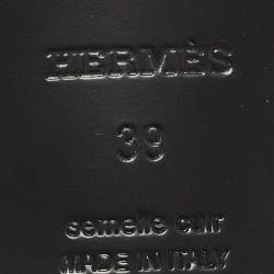 مملوكة مسبقًا Hermes kylie Size 39 Silver Leather Slide Sandals