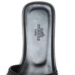 مملوكة مسبقًا صندل فلات هيرمس "اوران" جلد مزخرف كريستال أسود مقاس 36.5