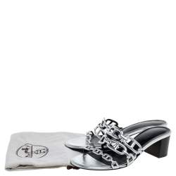 مملوكة مسبقًا Hermes Silver Leather Tandem Slide Sandals Size 36