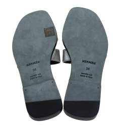 Pre Owned Hermes Silver Leather Oran Flat Slides Size 38