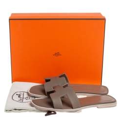 Pre Owned Hermes Grey Leather Oran Flat Slides Size 37.5