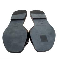 Pre Owned Hermès Black Leather Villa Sandals Size 38