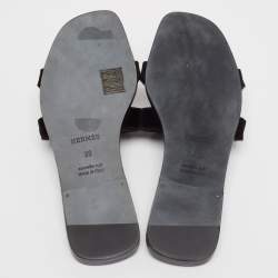 مملوكة مسبقًا Hermes Black Fur Oran  Sandals Size 36