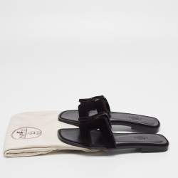 مملوكة مسبقًا Hermes Black Fur Oran  Sandals Size 36