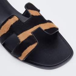 مملوكة مسبقًا Hermes Black/Beige Calf Hair Oran Flat Slides Size 36.5
