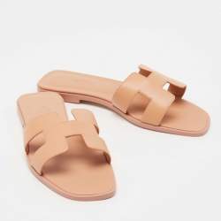 Pre Owned Hermes Pink Leather Oran Sandals Size 38