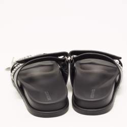 مملوكة مسبقًا Hermès  Black Studded Leather Chypre Slides Size 37
