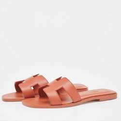 مملوكة مسبقًا Hermès Brown Leather Oran Flat Slides Size 38