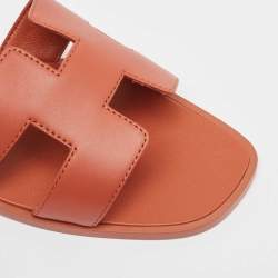 مملوكة مسبقًا Hermès Brown Leather Oran Flat Slides Size 38