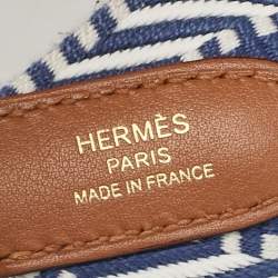 Pre Owned Hermes Ecru/Bleu Brighton/Gold Toile and Swift Leather Sangle Cavale Bag Strap