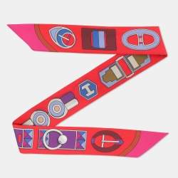 مملوكة مسبقًا Hermes Multicolor Carré en Boucles Silk Twilly