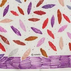 Pre Owned Hermes Purple/Red Silk Chacun Fait Son Nid Scarf