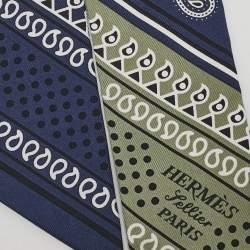 Pre Owned Hermès Navy Blue Eperon d'Or Printed Silk Twilly