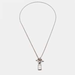 مملوكة مسبقًا Hermès Kelly Cadenas Kelly Lock Sterling Silver Pendant Necklace