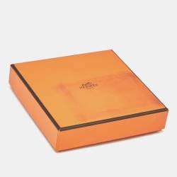 Pre Owned Hermes Cream Silk Un Jardin Sur Le Toit Scarf