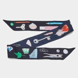 Pre Owned Hermès Marine /Vert Vif Silk In the Pocket Twilly