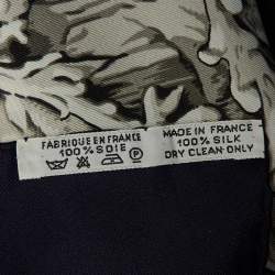 Pre Owned Hermès Navy Blue La Fontaine De Bartholdi Silk Scarf