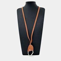 مملوكة مسبقًا Hermes Leather Necklace