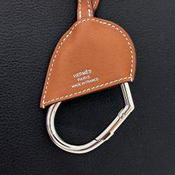 مملوكة مسبقًا Hermes Leather Necklace