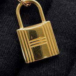 مملوكة مسبقًا Hermes O'Kelly Pendant Size Pm Black Gold Plated Leather